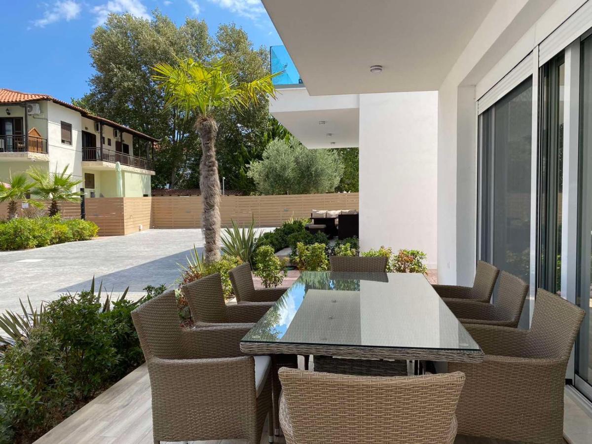 Acrotel Porto Brava Luxury Villas Ormos Panagias Bagian luar foto