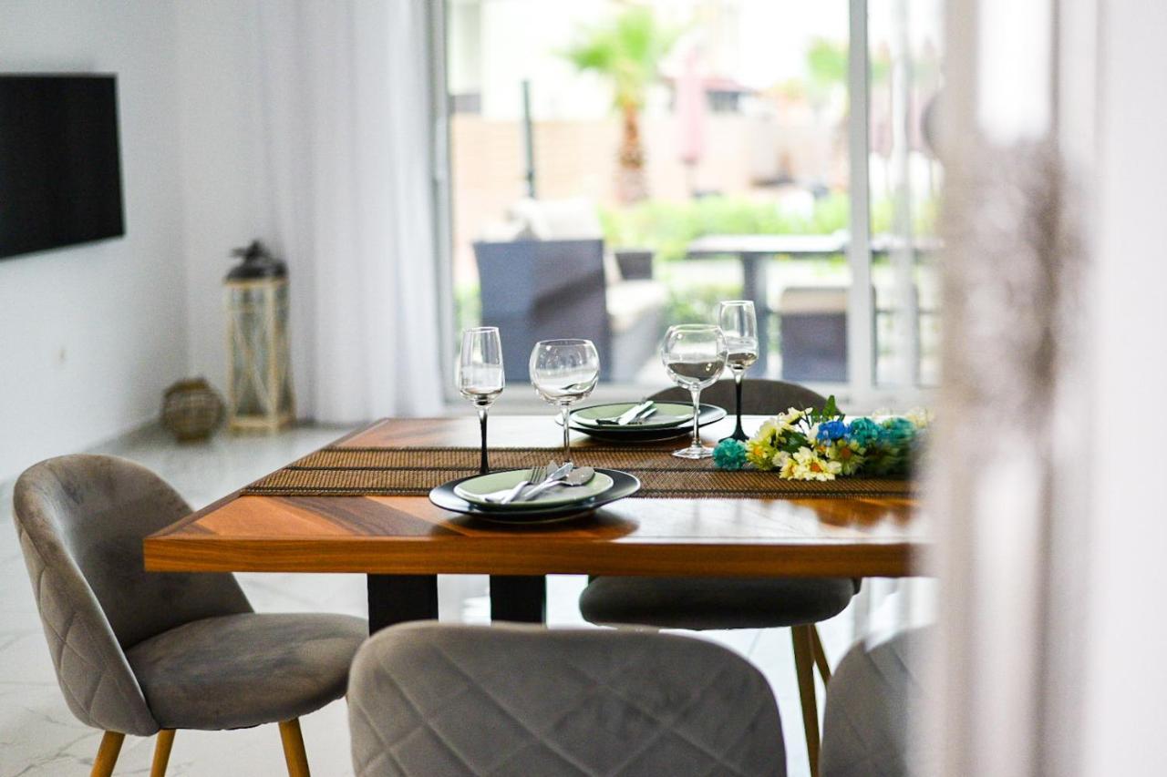 Acrotel Porto Brava Luxury Villas Ormos Panagias Bagian luar foto