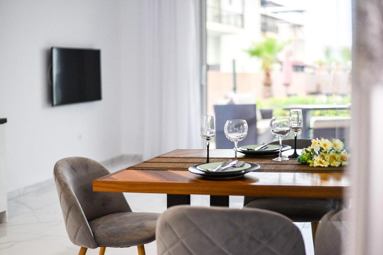 Acrotel Porto Brava Luxury Villas Ormos Panagias Bagian luar foto
