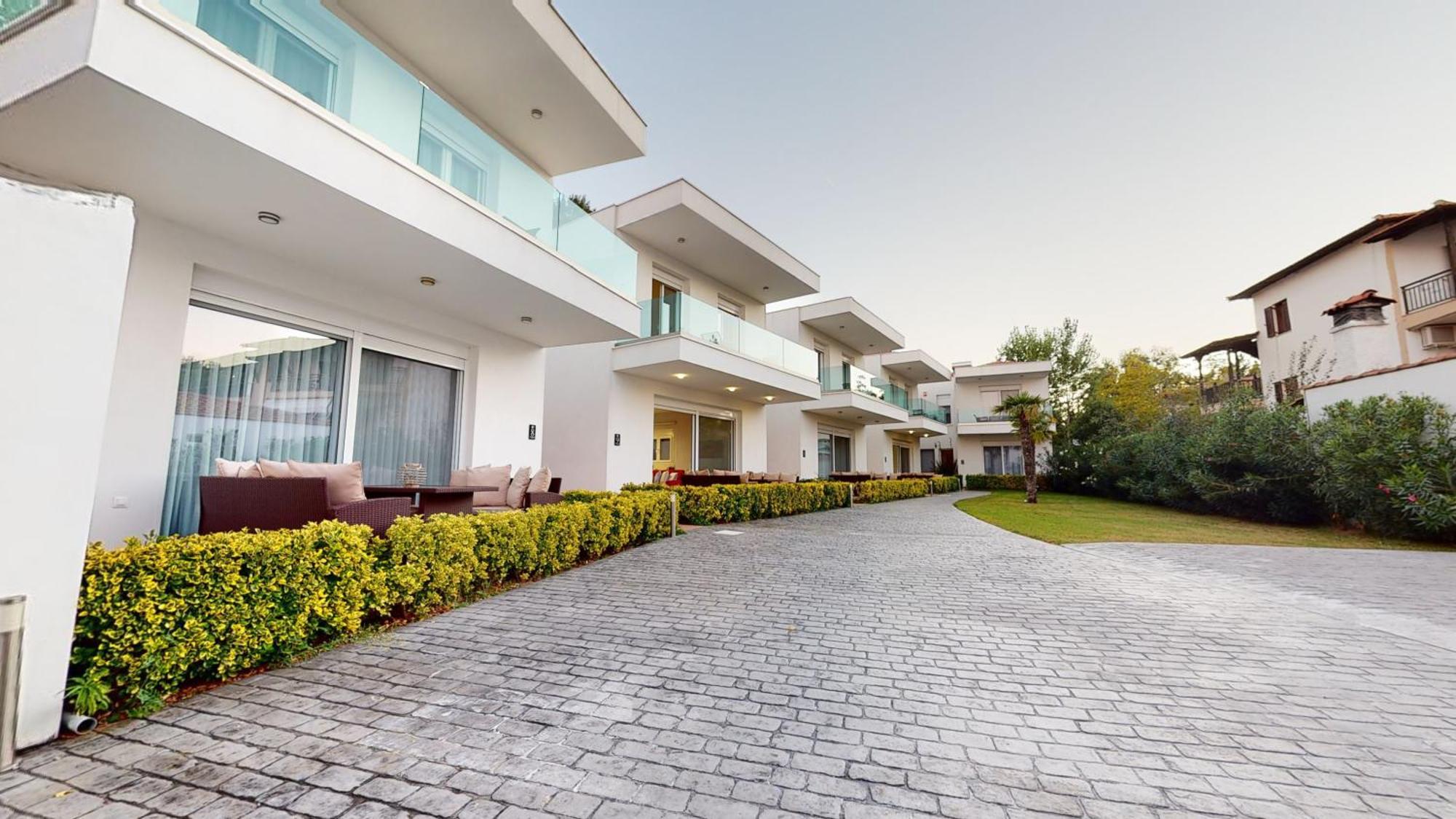 Acrotel Porto Brava Luxury Villas Ormos Panagias Bagian luar foto